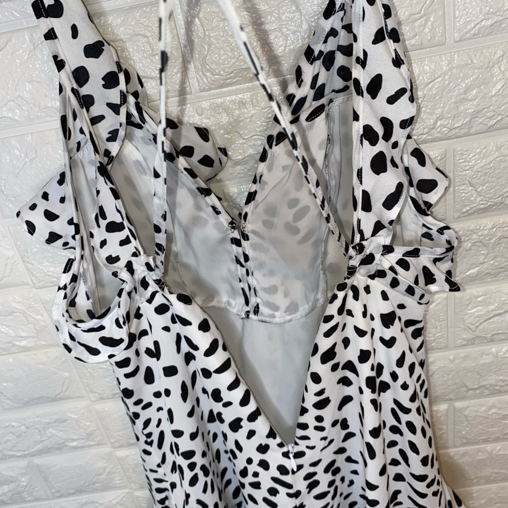 Dress - Picture 3 of 5